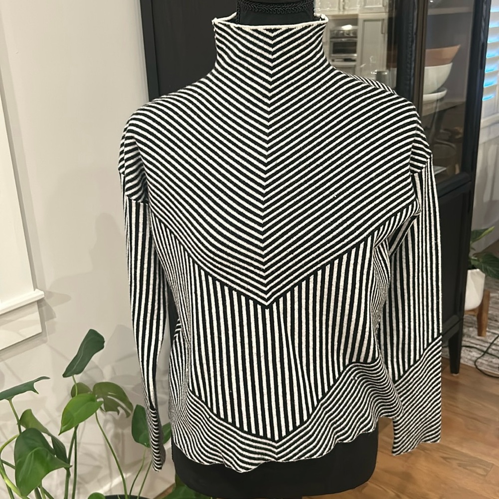Tahari mock neck sweater